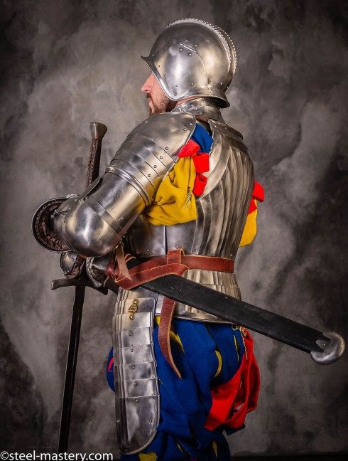 LANDSKNECHT PLATE ARMOR, XVI CENTURY 