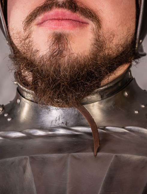 LANDSKNECHT PLATE GORGET, XVI CENTURY 