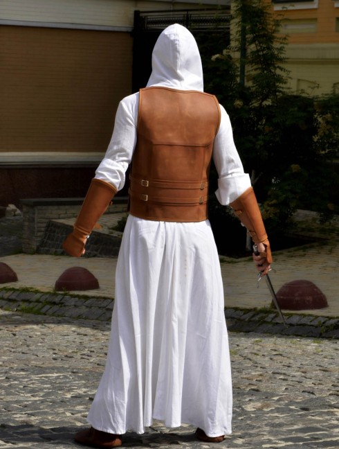 LEATHER ASSASSIN ARMOR: VEST AND BRACERS  Armure fantaisie