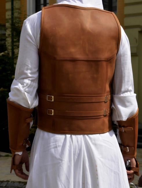 LEATHER ASSASSIN ARMOR: VEST AND BRACERS  Armure fantaisie