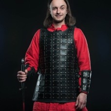 Warrior leather armor image-1