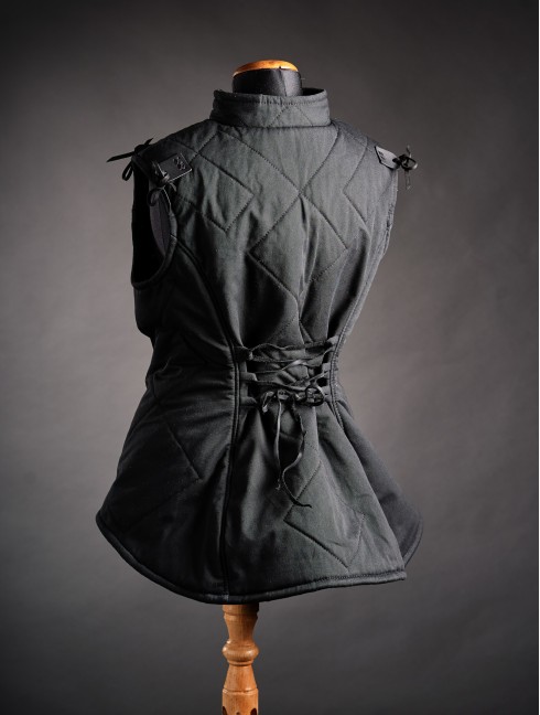 FEMALE SLEEVELESS GAMBESON 