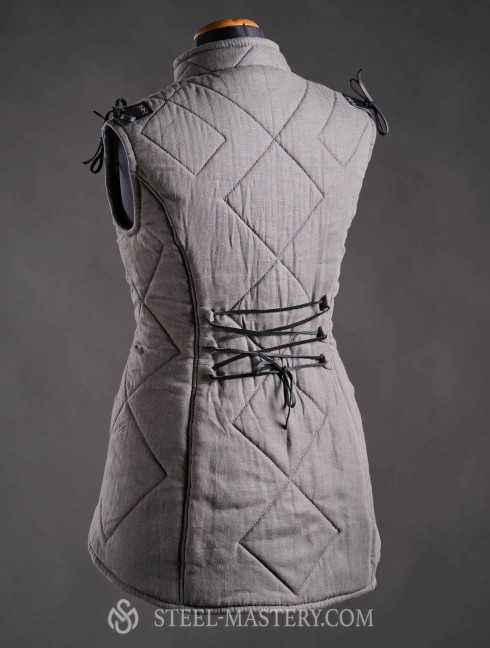 FEMALE SLEEVELESS GAMBESON 