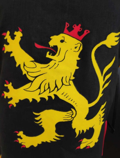 QUARTER COLORED TABARD WITH FIVE HERALDIC SYMBOLS Corpo