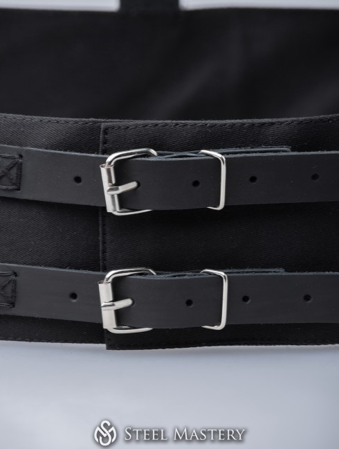 Belt for chausses with leather suspenders 