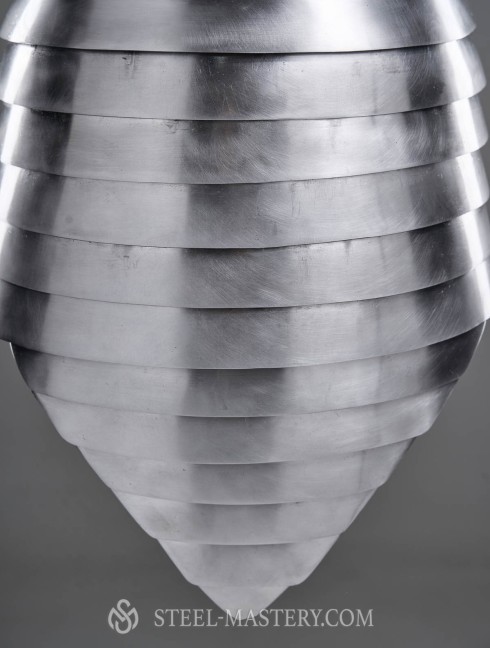 KNIGHT STRAPPED-ON BREASTPLATE OF XIV CENTURY Cuirasses, plastrons et gorgerins