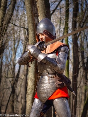 KNIGHT STRAPPED-ON BREASTPLATE OF XIV CENTURY Cuirasses, plastrons et gorgerins