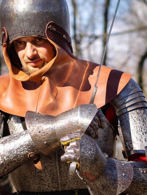KNIGHT’S BLACKENED PLATE GLOVES, XIV-XV CENTURY 