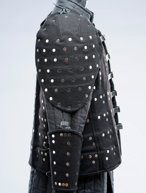 COVERED SEGMENTED SPAULDERS Brigantinen