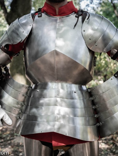 KASTEN-BRUST CUIRASS WITH THE SKIRT Cuirasses, breastplates and gorgets
