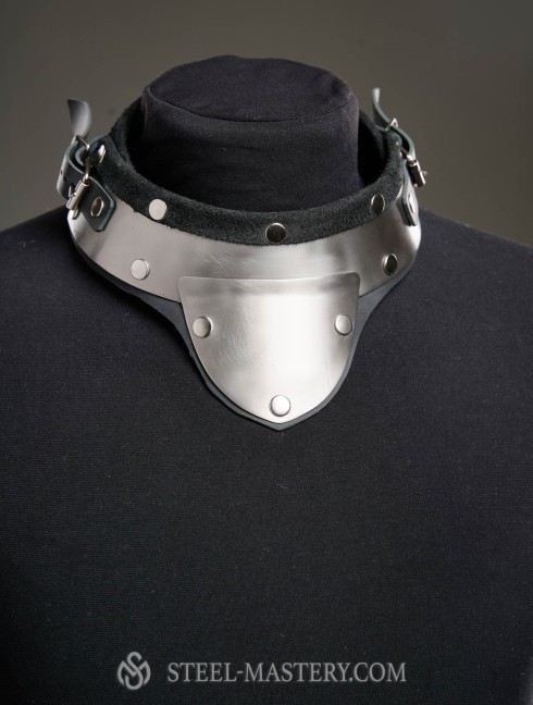 SCA GORGET Cuirasses, breastplates and gorgets