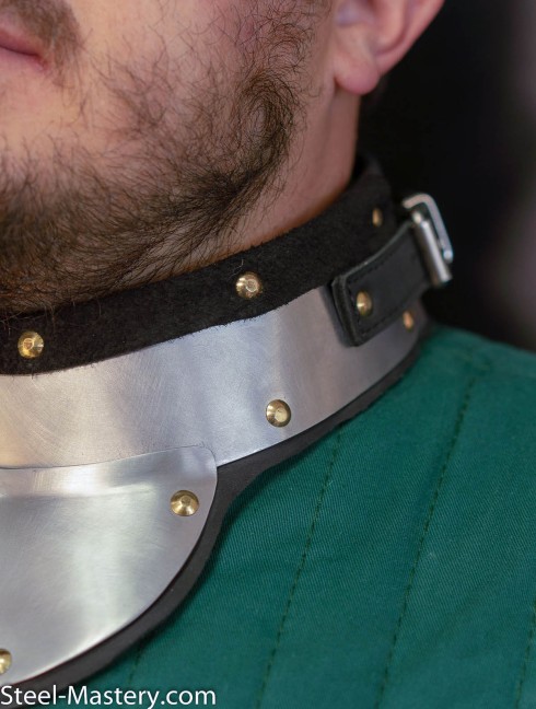 SCA GORGET Cuirasses, breastplates and gorgets