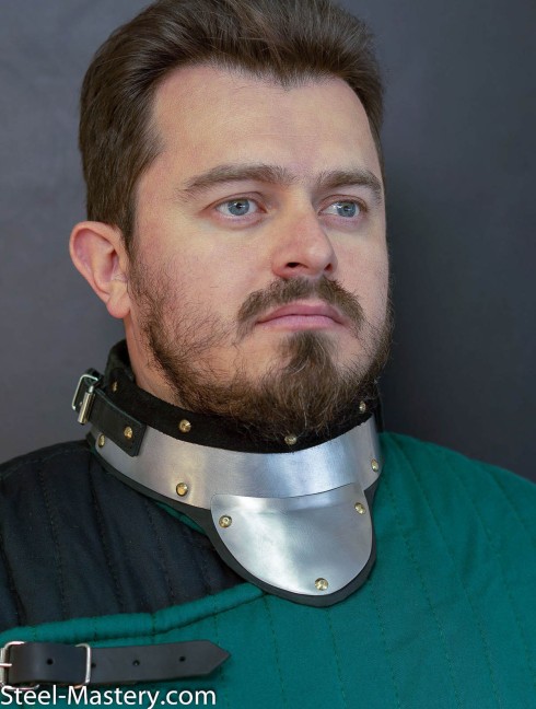SCA GORGET Cuirasses, breastplates and gorgets
