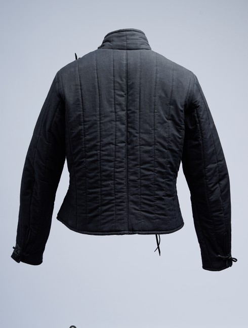 BLACK FENCING JACKET   Gambeson
