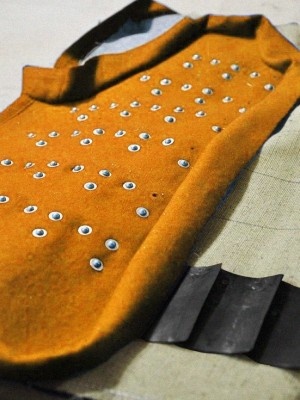 Do It Yourself Brigandine constructor - Yellow Brigantinen
