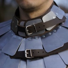 PLATE SCALE NECKLACE image-1