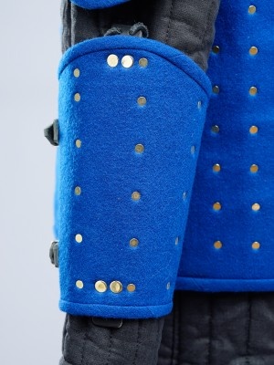 Woolen medieval bracers Brigantinenrüstungen