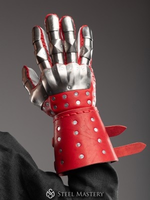 Visby brigandine gloves Brigantinenhandschuhe und -Fäustlinge