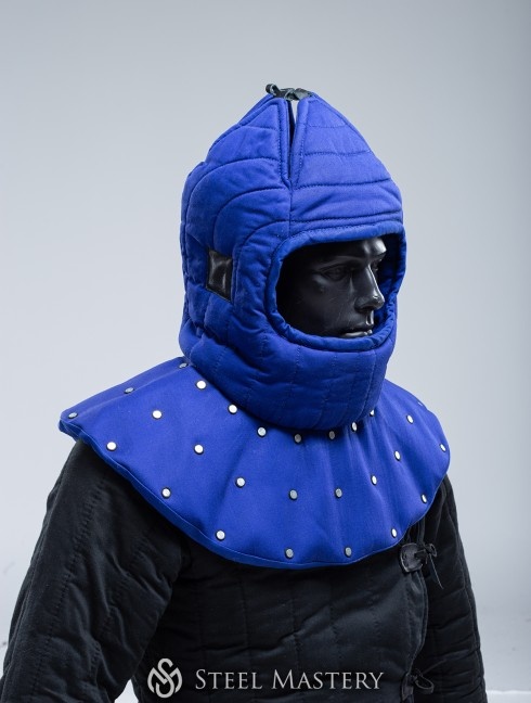 Padded Medieval liner with pelerine  Gepolsterte hauben und kappen