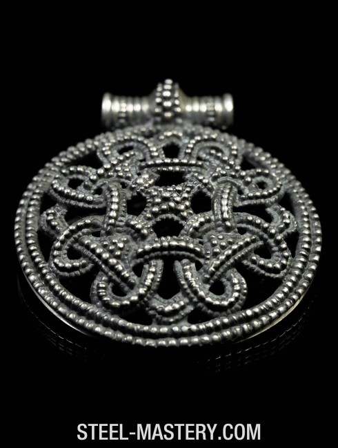 Viking borre style pendant Pendants