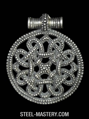 Viking borre style pendant Pendants