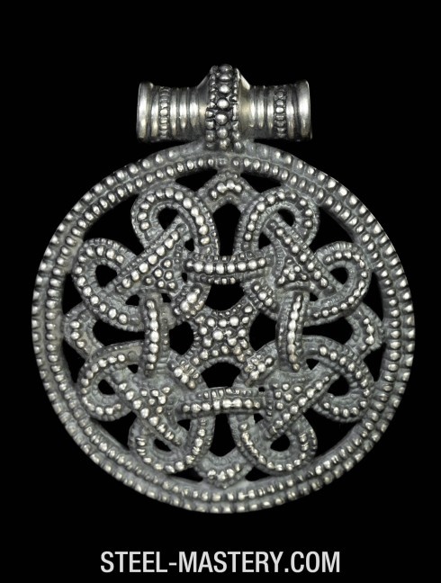 Viking borre style pendant Pendants