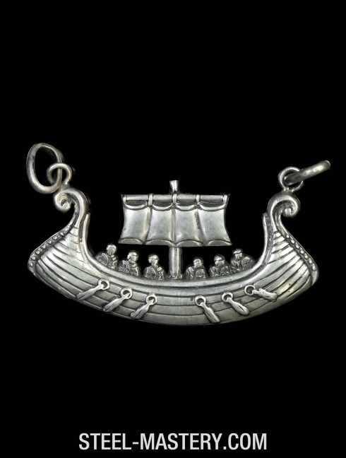 Viking ship pendant Vikings outfits