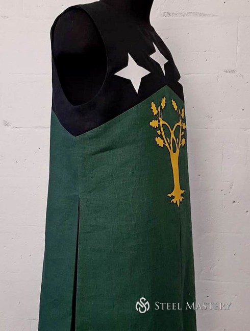 TABARD WITH STARS AND TREE  Divise
