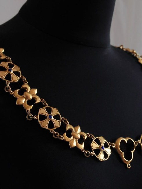 LUXURIOUS KNIGHT'S CHAIN (COLLAR) Accessories