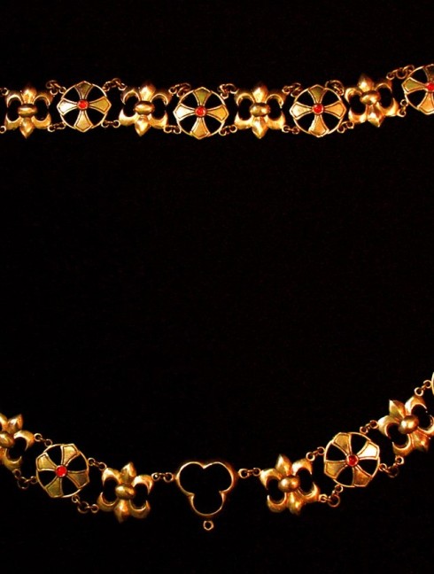 LUXURIOUS KNIGHT'S CHAIN (COLLAR) Accessories