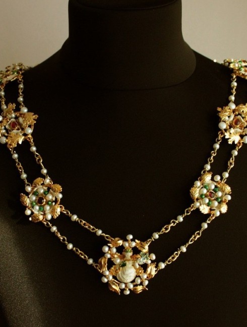 Cleveland Necklace 14 - early 15 century Accessories