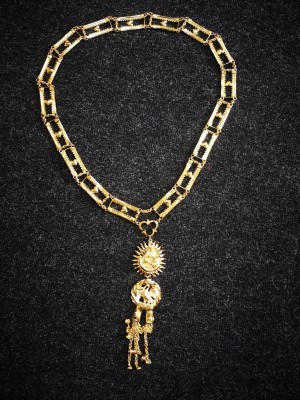 The Order of the Swan collar 