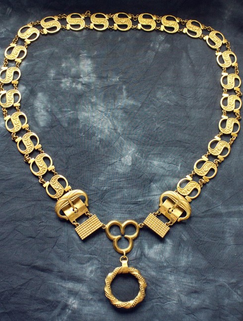 Collar of Esses from the Museum of London, England, without a pendant Accessories