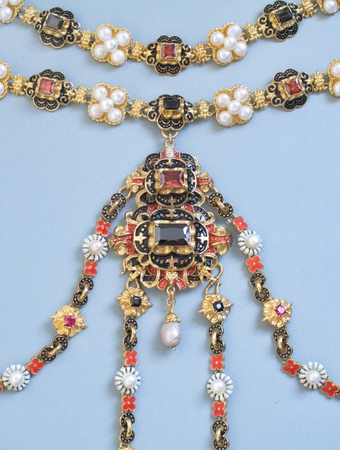 Jewelry set from the portrait of Elisabeth of Austria Accessori