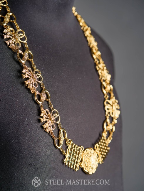 Tudor Chain of Office Accessories