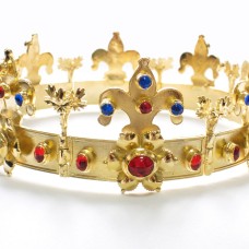 St. Margaret's burial crown, 13th century image-1