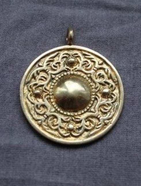 Shield pendant Accessories