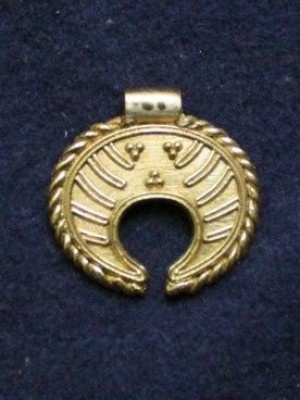 Moon amulete from Novgorod, North Russia (10-11th cc) Accessori