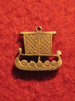 Vikings' ship pendant  