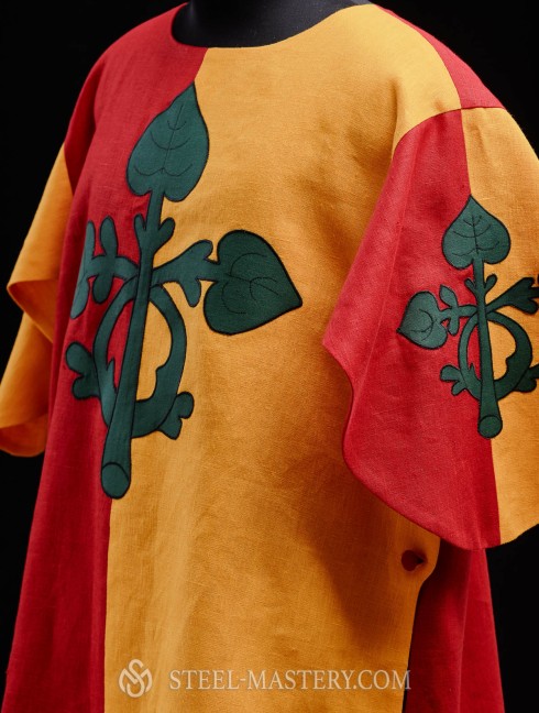 Half-colored tabard with green leaves Medieval clothing