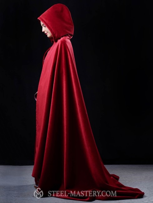Medieval cape with hood  Mantelli e mantelline