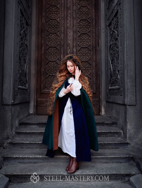 Medieval  Umhänge und Capes