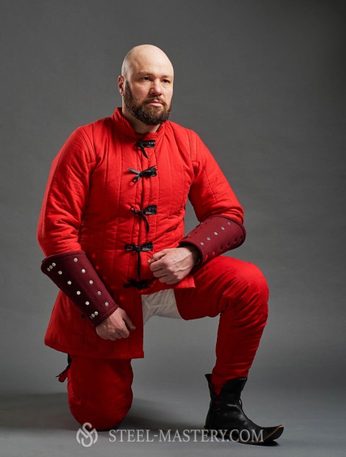 Padded chausses with a kneecap Chausses gambisonnées