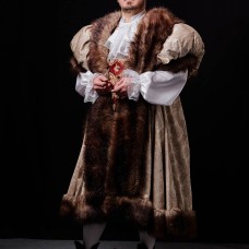 Royal king outfit with fur image-1