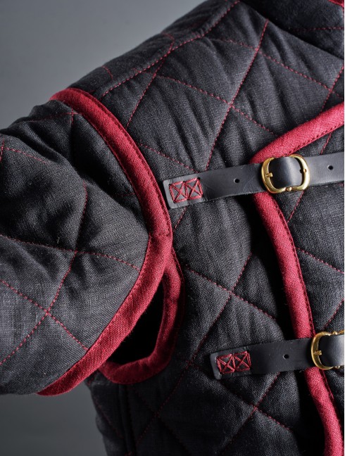 Short HEMA style gambeson with diamond stitching Gambison