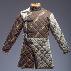 Short HEMA style gambeson with diamond stitching image-1