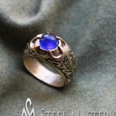 Medieval ring, England image-1