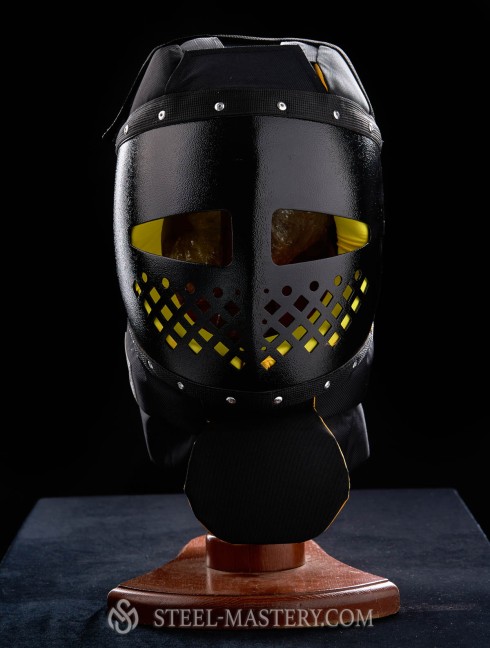 The HEMA helmet with an integrated neckpiece HEMA