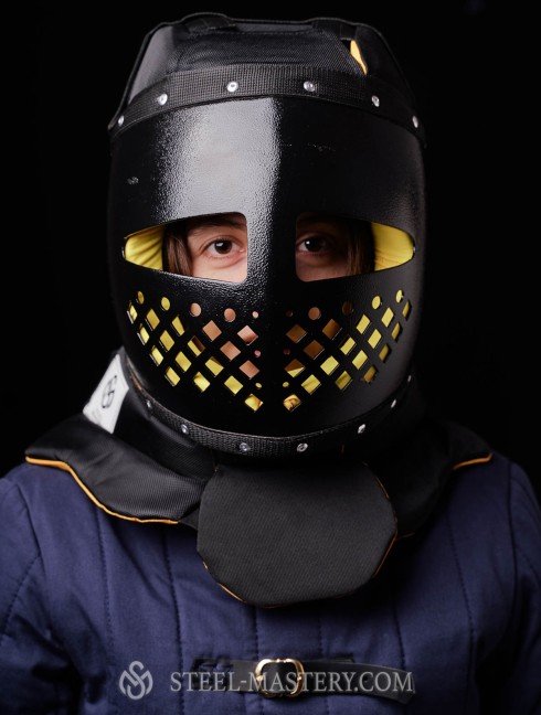 The HEMA helmet with an integrated neckpiece HEMA