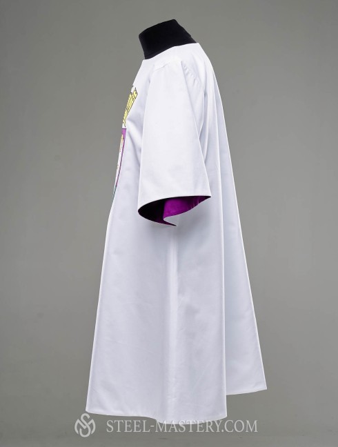 White cotton tabard with purple lining and decoration Alte Kategorien